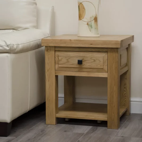 Deluxe Rustic - Lamp Table
