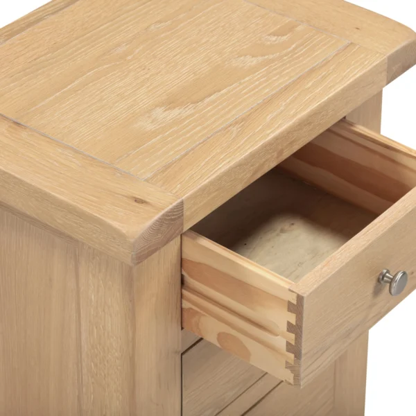 Windsor 3 Drawer Bedside (Natural Oak) - Image 6